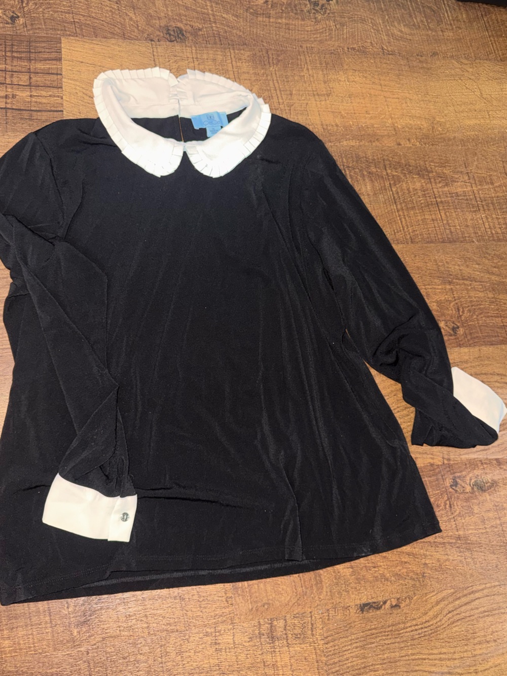 CeCe Black Top with White Trim